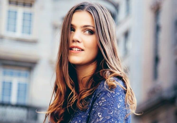 Modelo Pâmela Tomé estreia nas novelas como vilã da nova "Malhação"
