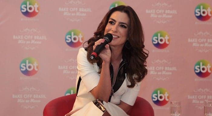 "Está sendo mais fácil do que imaginava", diz Ticiana Villas Boas sobre programa no SBT