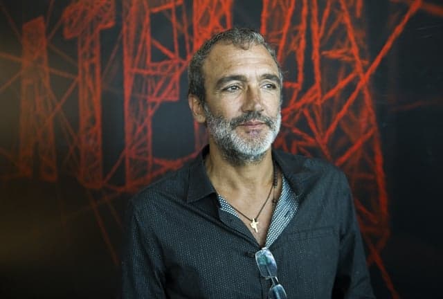 Diretor de "Além do Tempo" fala sobre a novela e diz que gravações no Sul contaram com 200 figurantes