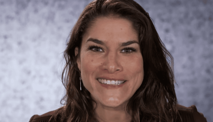 Priscila Fantin aparece ao lado da irmã nas redes sociais e semelhança surpreende