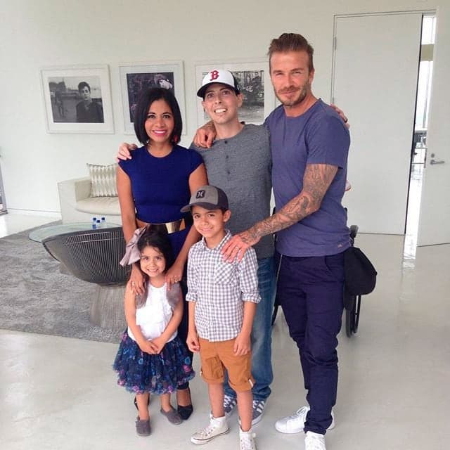 David Beckham faz visita e realiza sonho de fã com câncer