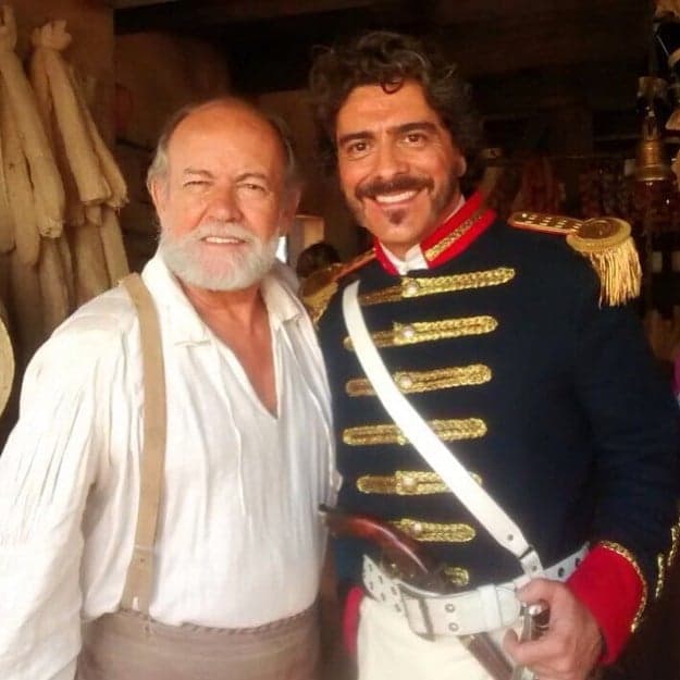 Tiro no pé? Record gera insatisfação na equipe de "A Escrava Mãe" ao cancelar estreia da novela