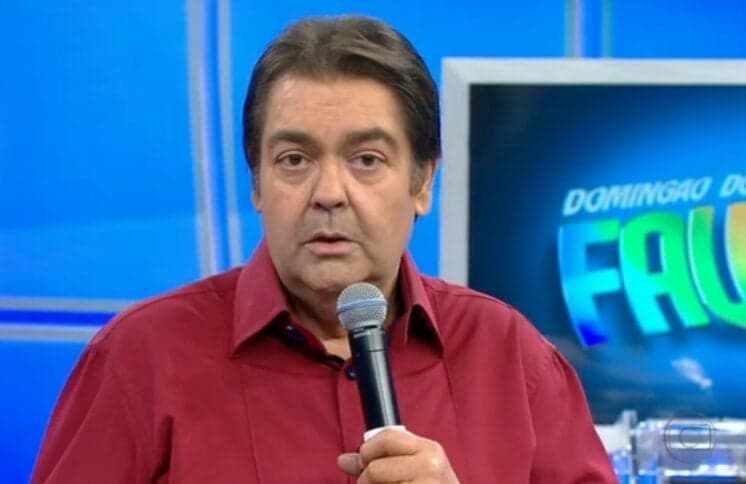 "A internet é o penico do mundo", dispara Faustão em seu programa