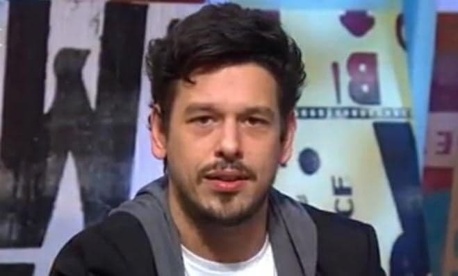 João Vicente de Castro rejeita título de galã: "Sou simpático"