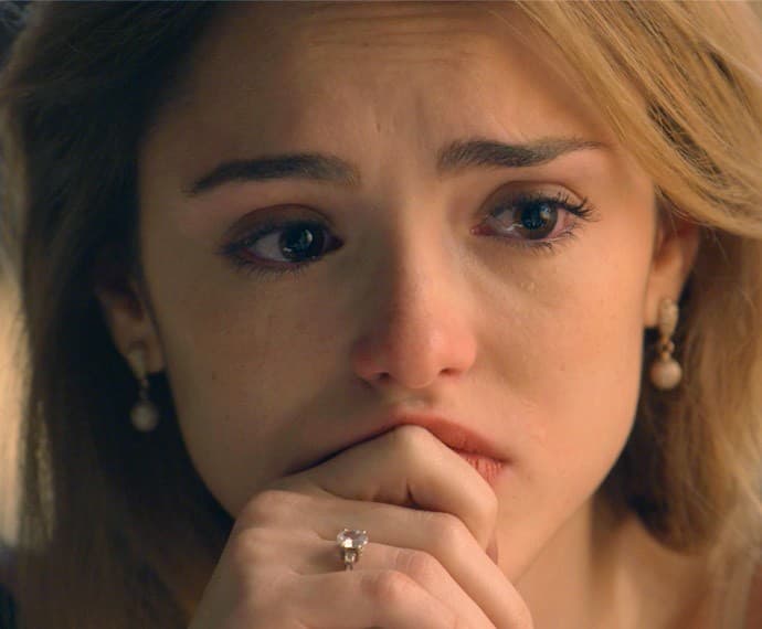 "Sete Vidas": Júlia chora e confessa que viagem é tentativa de fuga; confira o resumo do capítulo desta terça-feira (7)