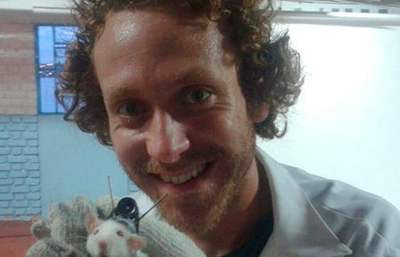 Sérgio Hondjakoff confessa que está sem fazer sexo desde 2014