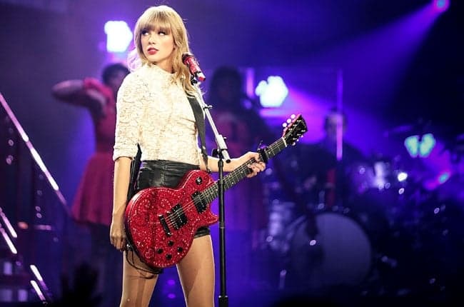 Taylor Swift lidera indicações ao VMA 2015