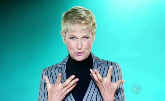 Xuxa fala sobre Boni, Silvio Santos e participação no "Teleton" deste ano