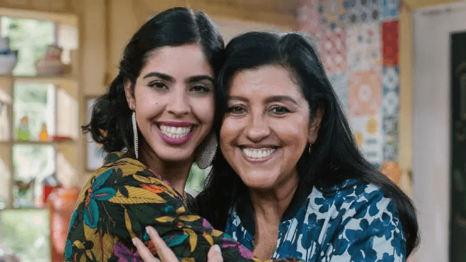 Regina Casé se emociona em programa de Bela Gil