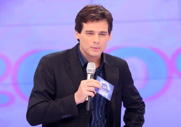Com baixa audiência, "Domingo Legal" exibe uma pauta por dia
