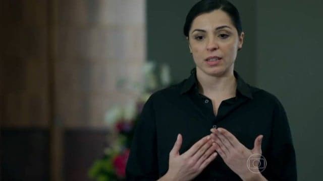 Verdades Secretas: Empregada descobre segredo e chantageia Alex
