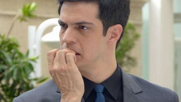 Mateus Solano será Ptolomeu em “Escolinha do Professor Raimundo”