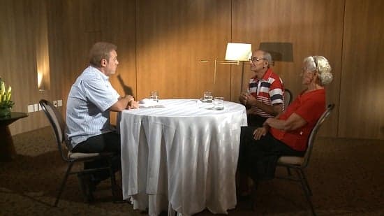 Nos 15 anos da tragédia do Ônibus 174, Gugu entrevista família de professora que morreu durante a ação policial