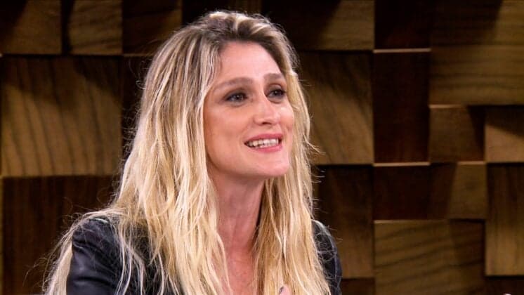Diretora de "A Regra do Jogo" pode ter orientado atriz a se comportar igual a ela em cena