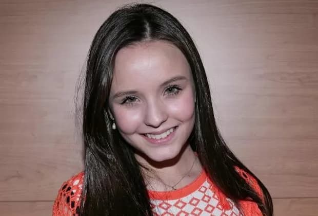 Aos 14 anos, Larissa Manoela comenta assédio dos meninos: "São mais tímidos"