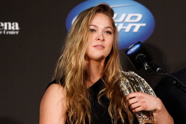 Lutadora Ronda Rousey terá filme contando sua história