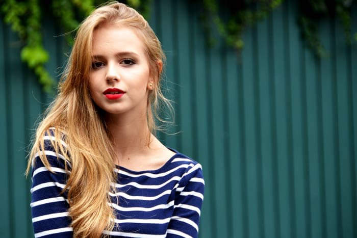 Isabella Scherer, que deu luz a gêmeos, toma vinho e faz teste alcóolico no leite: "Peso na consciência"