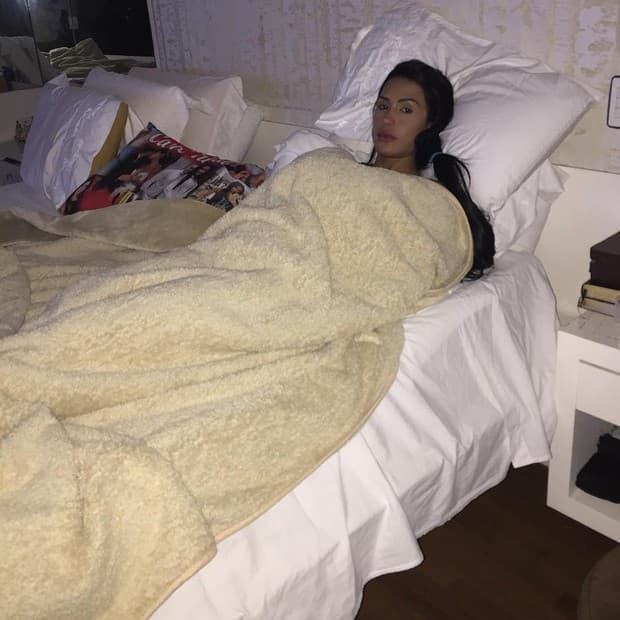 Gracyanne Barbosa diz que está com dengue e relata mal-estar