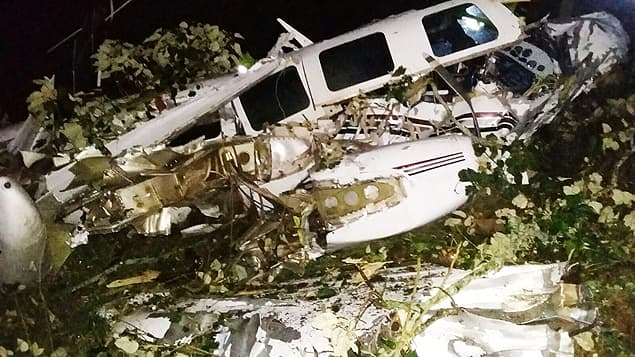 Duas pessoas morrem em avião de filme estrelado por Tom Cruise