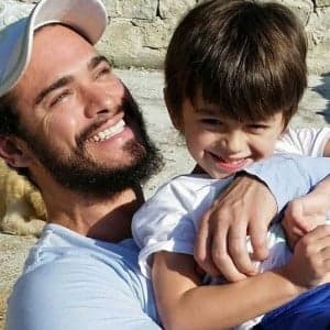 Sidney Sampaio (Oseias) recebeu a visita para lá de especial do filho Leonardo. Sidney Sampaio (Oseias) recebeu a visita para lá de especial do filho Leonardo.