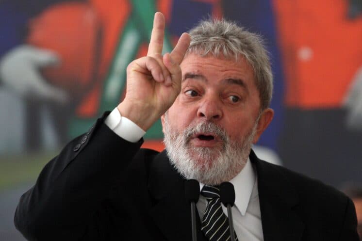 Ex-presidente Luiz Inácio Lula da Silva entra com ação contra comentarista da TV Cultura