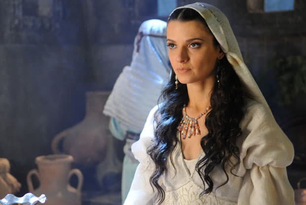 Filha de José Mayer faz testes para novela bíblica da Record