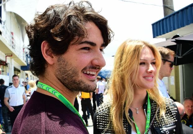 Fiorella Mattheis pretende morar em Londres com Alexandre Pato