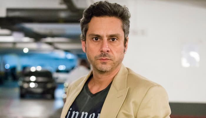 "A Regra do Jogo" tem audiência inferior a "Babilônia" e  preocupa Globo