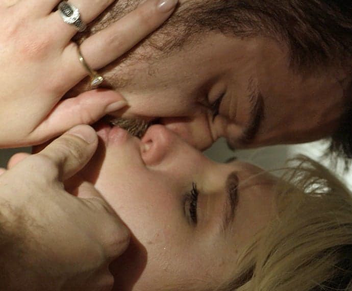 "A Regra do Jogo": Dante e Belisa fazem amor após briga dramática; confira o resumo do capítulo desta quinta-feira (17)