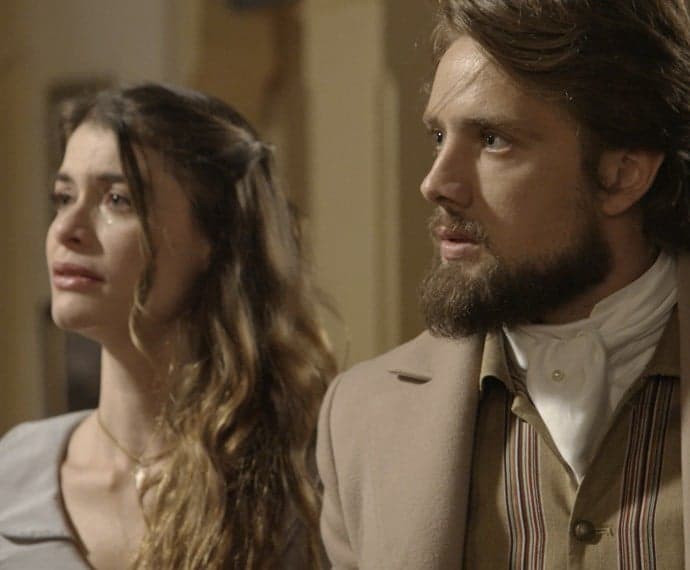 "Além do Tempo": Felipe descobre que Lívia é uma impostora;