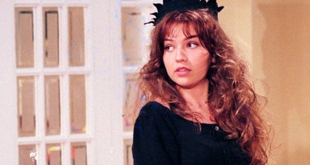 Reprisada pela sexta vez, "Maria do Bairro" emplaca na audiência e fecha em alta