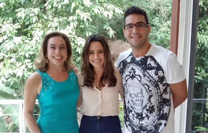 Cissa Guimarães provoca saia justa com André Marques e Fernanda Vasconcellos no "Mais Você"