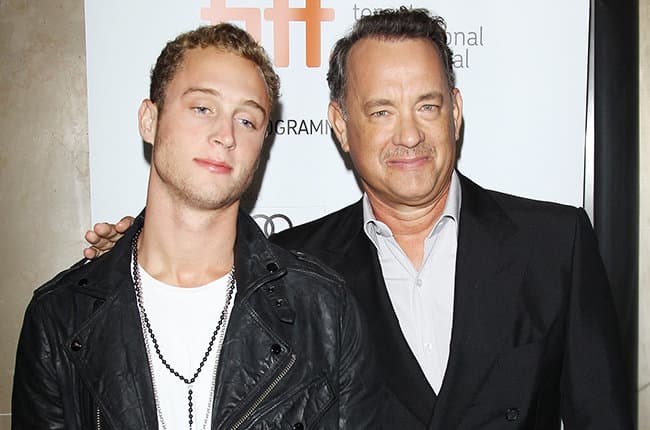Filho de Tom Hanks está desaparecido; ator contrata investigadores