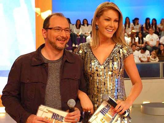 Record pode fazer programa nos moldes do "Teleton" e "Criança Esperança"