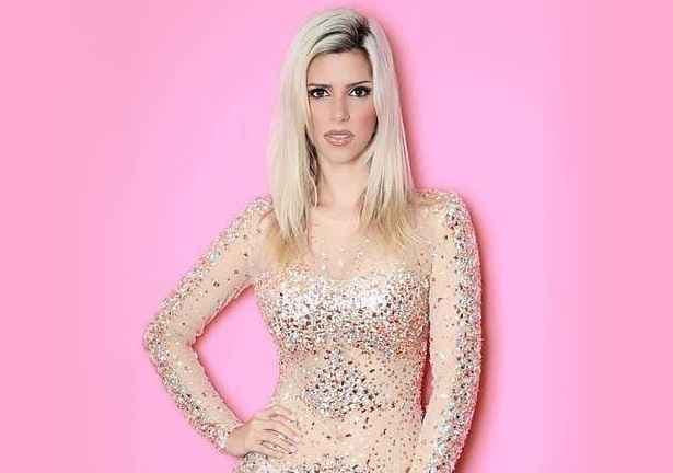 Conheça a nova vocalista da banda Calypso, Thábata Mendes