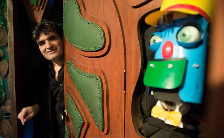 Globo contrata Cao Hambúrguer, criador do “Castelo Rá-Tim-Bum” e “Que Monstro te Mordeu?”