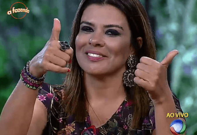 Mara Maravilha é bem vista nos bastidores do SBT e pode ganhar programa de variedades