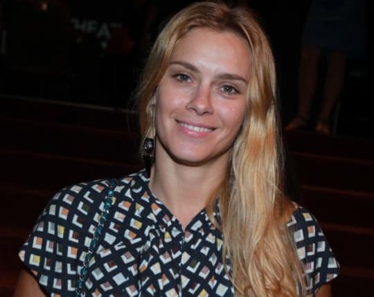 Carolina Dieckmann retorna ao Brasil para protagonizar série na Globo