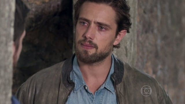 "Além do Tempo": Felipe desabafa com Afonso sobre Lívia
