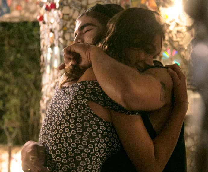 "I Love Paraisópolis": Grego e Mari trocam carinho e conversam no mirante; confira o resumo do capítulo desta quinta-feira (7)