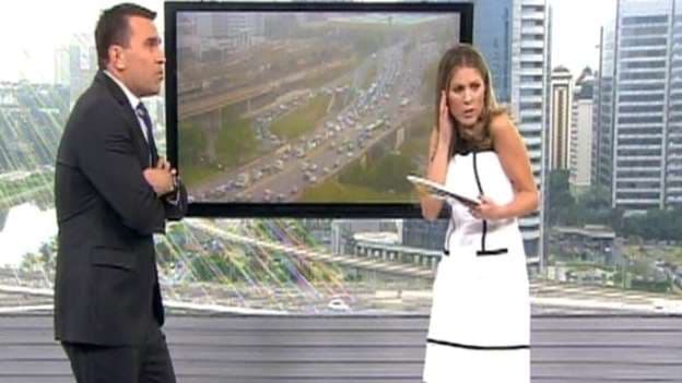 Lâmpada explode no "Bom Dia SP" e assusta Rodrigo Bocardi e Jacqueline Brazil
