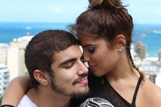 Camilla Camargo fala sobre cenas de sexo com Caio Castro em filme