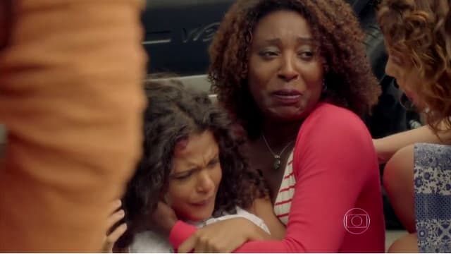Globo corta cena polêmica em novela para fugir de mal-estar com evangélicos