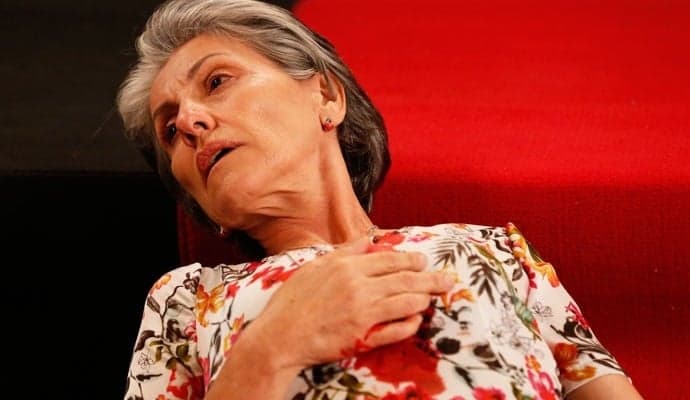 Descubra quem matou Djanira em "A Regra do Jogo"