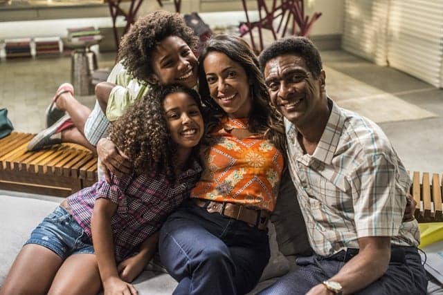 Ex-humoristas do "Zorra" e "Casseta & Planeta" formarão casal na nova novela das sete, "Totalmente Demais"