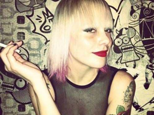 Filha de Stênio Garcia comenta fotos de nudez: “Feliz que ainda façam fotos pelados”