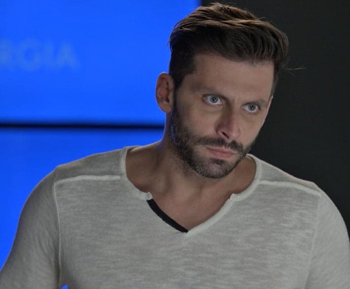 "I Love Paraisópolis": Gabo coloca Dom Peppino contra a parede e o ameaça; confira o resumo do capítulo desta segunda-feira (26)