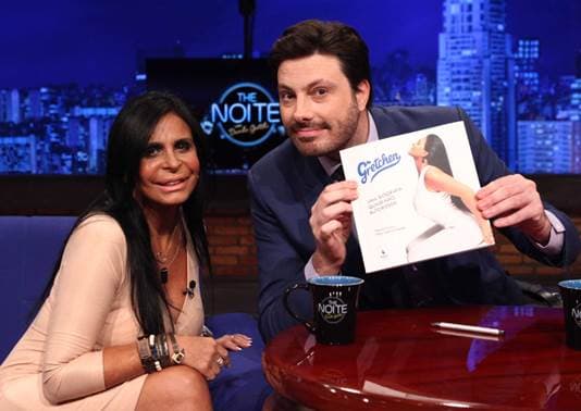 Gretchen fala pela primeira vez sobre casamentos em biografia: “Foram cinco, mas pelo que noticiam parece mil e poucos"