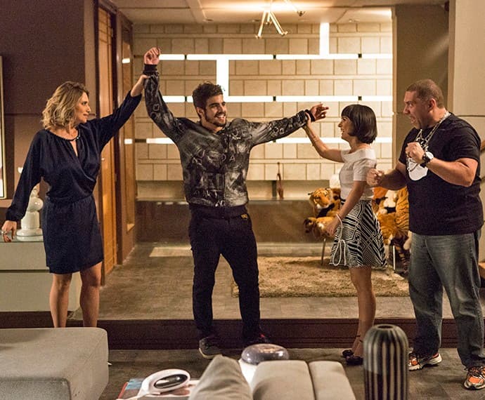 "I Love Paraisópolis": Grego salva a vida de Danda; confira o resumo do capítulo desta segunda-feira (19)