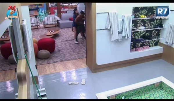Briga em "A Fazenda" não teve agressão, segundo produção, mas Thiago Servo desiste